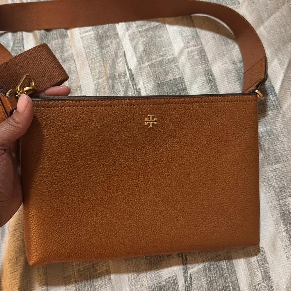 Tory Burch Pebbled Leather Crossbody in Cognac Brown with Gold Logo